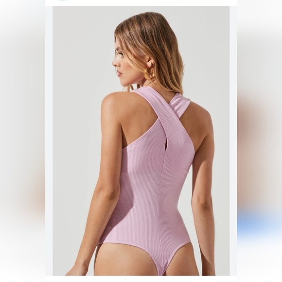 ASTR The Label Bodysuit - Picture 2 of 11